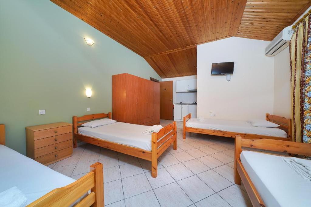 Thalatta Apartment *