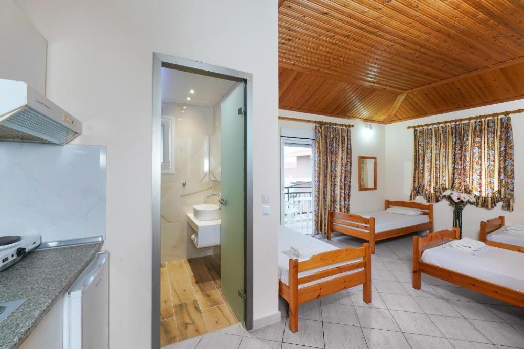 Thalatta Apartment